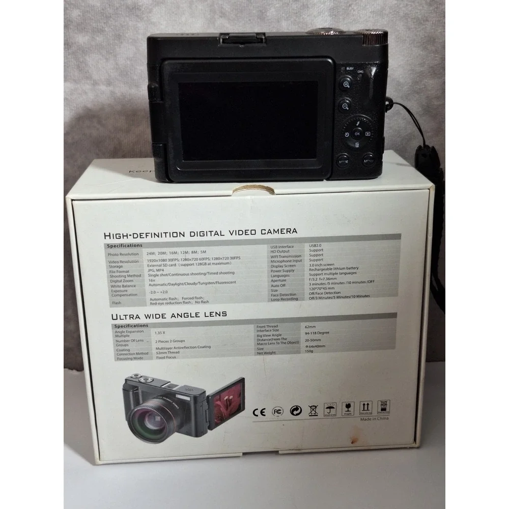 High Definition Digital Video Camera with Flip Screen 16x Zoom 3.0